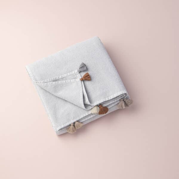 serviette plage gris pompons maimana